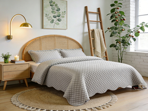 Luxurious Diamond-encrusted Bedspread Ultrasonic Ultra Soft Velvet 3D Embossed Quilted 3-Piece Polyester Set <strong>Bed</strong> <strong>Cover</strong> - Product Image 3
