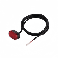 Feux arrière LED universels à haute luminosité, feux arrière LED rouges pour voitures, camions, motos, standard 12V