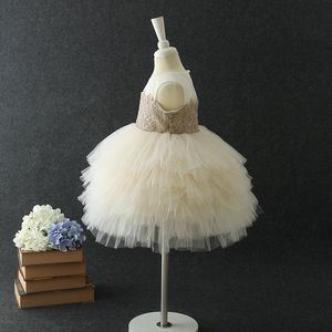 Vestido Dorado para Niñas de 1 Año, Vestido de Princesa con Tutú para Bebés, Ideal para Fiestas de Cumpleaños y Días Festivos - Product Image 3