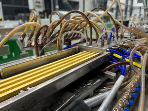 Kunststoff profil Extruder Hersteller PVC Wand verkleidung Dekoration Haus/WPC Panel Extrusion linie Herstellung Maschine - Product Image 4