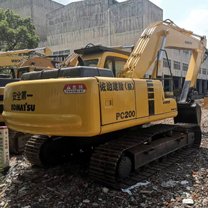 Excavatrice d'occasion KOMATSU PC200-6 Prix bas Excellentes performances Excavatrice d'occasion KOMATSU à vendre - Product Image 1