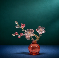 Sculpture de vase à fleurs de prunier de taille personnalisable BZY - une statue en résine de cristal artistique personnalisée conçue pour les jardins et la décoration intérieure.