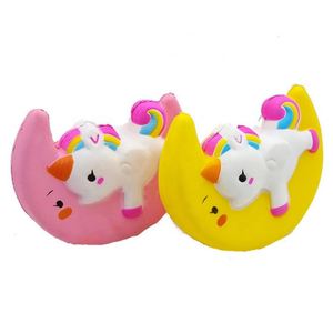 Juguete Blandito de Unicornio Lunar al por Mayor para Niños de 5 a 7 Años, Juguete Antiestrés de Espuma de PU de Levantamiento Lento con Forma de Caballo Volador - Product Image 4
