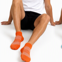 Chaussettes antidérapantes en tricot pour bébés et enfants, 100 % coton, avec logo sur le bord, pour trampoline et aire de jeux intérieure