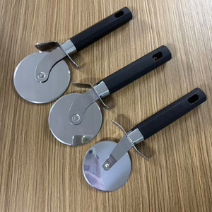 Pizza Cutter Stainless Steel 430 Non Slip Handle For Thin Crust Pizza - Product Image 1