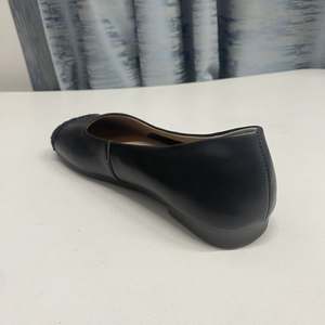 Mocassins de conduite pour femmes en cuir véritable, décontractés, plats, souples, à bout carré, pour la marche, style ballerine, personnalisables avec logo - Product Image 5