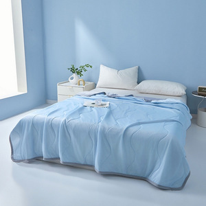 Couette rafraîchissante taille Queen, couvertures rafraîchissantes pour les <span class=keywords><strong>personnes</strong></span> qui ont chaud la nuit et les sueurs nocturnes, couette d'été bleue pour lit - Product Image 2