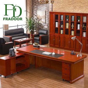 Muebles de Oficina Clásicos para Proyectos de Edificios Comerciales, Escritorio de <span class=keywords><strong>Director</strong></span> Ejecutivo de Alta Gama con Chapa de Madera - Product Image 3