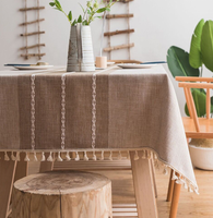Nappe Décorative Grise en Coton et Lin Tissé Nordique, Imperméable, Antidérapante, à Pompons, Durable et Écologique pour la Maison - Grande Vente