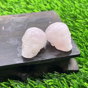 หินธรรมชาติขนาด 1 นิ้ว หินบำบัดรักษา หินคริสตัลขนาดเล็ก รูปทรงหัวกะโหลก งานแกะสลัก ของขวัญคริสตัลอเมทิสต์ สำหรับวันฮาโลวีน - Product Image 5