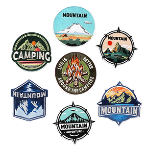 Parches Bordados Termoadhesivos de Montaña, Camping y Aventura al Aire Libre, Estilo Parque Nacional, Parches para Coser en Chaquetas y Bolsos - Product Image 1