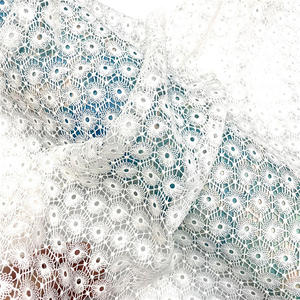 Fait à la main 3D Floral Soluble Tissu Broderie Blanc Dentelle Tissu et Français Tulle Dentelle Tissu Africain Dentelle Fille Robe - Product Image 4