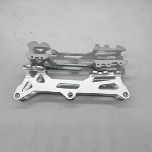 โครงรองรับรองเท้าสเก็ตแบบอินไลน์ 1 คู่ ทำจากอลูมิเนียมอัลลอยด์  โครงสร้าง CNC สำหรับรองเท้าสเก็ตความเร็วสูง 3 ล้อ น้ำหนักเบา - Product Image 4