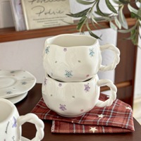 Tasse à café et soucoupe Lelyi INS, motif dessin animé mignon, style girly, tasse en céramique irrégulière faite à la main, design créatif et de haute qualité