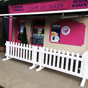 Clôture temporaire en PVC blanc Fentech, protégée contre les UV, <span class=keywords><strong>pour</strong></span> le contrôle des foules, hauteur de 4 pieds, montage facile, modélisation 3D disponible - Product Image 1