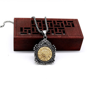 Yunnique Collar con colgante del zodiaco de acero inoxidable, diseño geométrico dorado de dos tonos, joyería unisex - Product Image 5