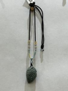 Piedra preciosa Forma de uvas Piedras preciosas y colgantes de jadeíta Colgantes de jade de Myanmar Joyería al por mayor Colgantes de jade verde de piedra - Product Image 5