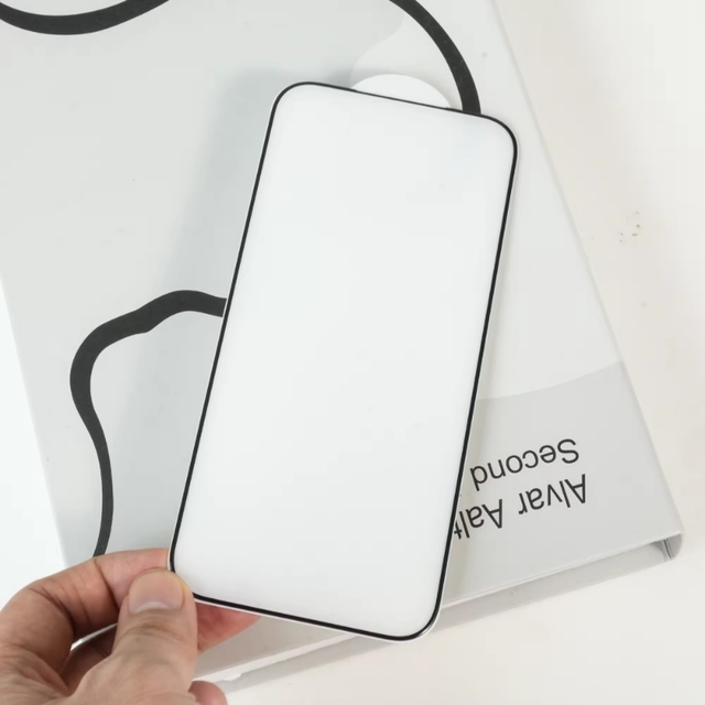 Factory Direct Price Long Lasting 2.5D 9H HD Tempered Glass Anti-Scratch Shatterproof Screen Protector for iPhone Samsung