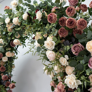 Arche florale en fer forgé pour fleurs artificielles, idéale pour la décoration de mariages, cérémonies, extérieur, B&B et aménagement d'hôtels - Product Image 2