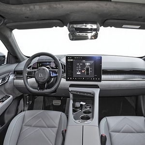 Zeekr001 WE 2013, Vehículo Eléctrico Tipo SUV Hummer con Transmisión Automática, Motor de 4L, Autonomía Ultra Larga de 1032 km, Tracción en las Cuatro Ruedas, Volante a la Izquierda - Product Image 1