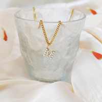 Collier EManco, collier à chaîne torsadée, pendentif lettre alphabet incrusté de perles, tendance minimaliste, bijoux pour les fêtes et au quotidien