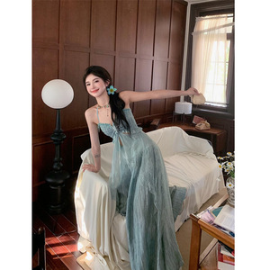 Ensemble nuisette en dentelle pour femme, longueur midi, respirant, avec empiècements, tenue de rendez-vous - Product Image 1