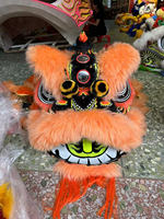 Danse du lion chinois Taille normale chinoise Performance de la Chine Culture chinoise Danse du lion Danse du lion Deux personnes Performance adulte