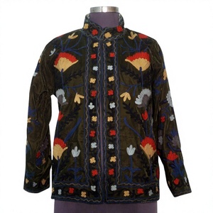 เสื้อแจ็คเก็ตกำมะหยี่ปักลายดอกไม้แบบซูซานี งานฝีมือ สำหรับผู้หญิง ใส่ในฤดูหนาว บุด้วยใยฝ้าย มีโลโก้ด้านหน้า ของขวัญเพื่อนเจ้าสาว สำหรับงานปาร์ตี้ - Product Image 1