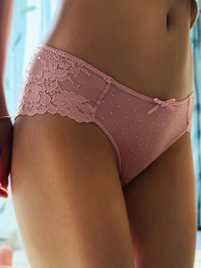 Culottes Bikini Femme Rose à Dentelle Florale en Maille Transparente Ultra-fines Respirantes Taille Moyenne – Vente en Gros OEM ODM - Product Image 2