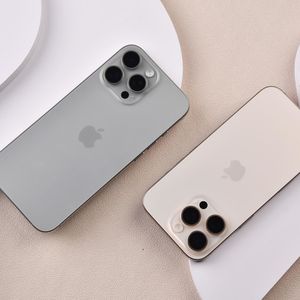 Venta al por Mayor de Teléfonos Inteligentes Usados de Alta Calidad, Modelo 14 Pro, Desbloqueados, 5G, Titanio Natural, Versión China, 6GB de RAM - Product Image 3