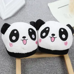 Vendas diretas dos fabricantes sapatos quentes antiderrapantes chinelos de pelúcia de animais fofos chinelos de panda grande