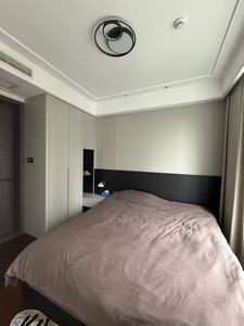Juego de Dormitorio Moderno con Escritorio Integrado, Armarios de Pared y Cama Tapizada para Jóvenes o Muebles de Dormitorio con Armario - Product Image 4