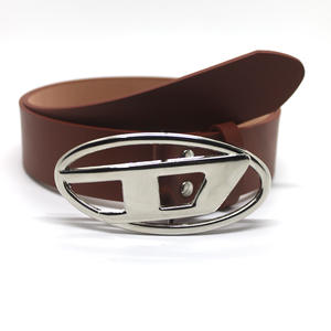 حزام متعدد الوظائف راقِ عالي الجودة مع إبزيم فضي كبير حرف D للرجال والنساء عرض من من من من من من تصميم عصري - Product Image 5