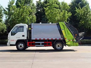 Camion de compactage des déchets Foton Mini 4X2 LHD/RHD 4m³ à prix d'usine pour l'assainissement communautaire - Product Image 3