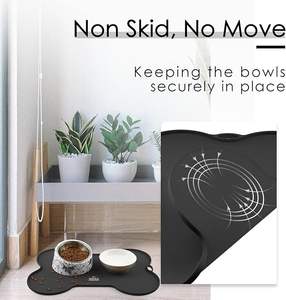 แผ่นรองอาหารสัตว์เลี้ยงซิลิโคนกันน้ำรั่วไหล รูปทรงไม่สม่ำเสมอ ขนาด 1 ซม. ทนทาน นำเข้าจากเวียดนาม เกรดอาหาร พกพาสะดวก ป้องกันการหกเลอะเทอะ - Product Image 2