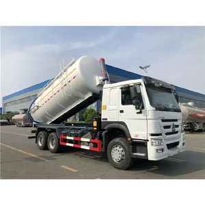 New Design 6x4 <b>10</b> Wheels Sewage Suction Truck Fecal Cargo Truck High Pressure Suction-type Street Sewer Cleaning Truck for Sale - Product Image 3