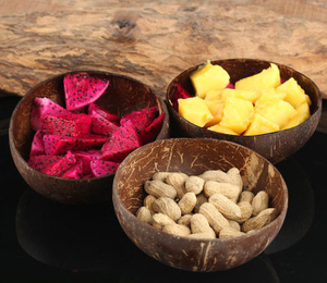 Ensemble cadeau artisanal fantaisie, bol en coquille de noix de coco naturelle personnalisé avec cuillère - Product Image 3