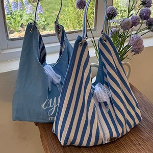 Bolsa de Hombro Grande a Rayas, Minimalista, Casual, de Lona, Económica y Reutilizable para Compras - Product Image 3