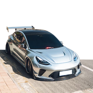 Kit carrosserie de style Hacker pour <span class=keywords><strong>Tesla</strong></span> Model 3, comprenant pare-chocs avant, pare-chocs arrière, jupes latérales et capot pour <span class=keywords><strong>Tesla</strong></span> Model 3. - Product Image 1