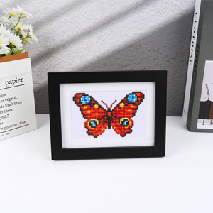 Haute Qualité 6 Pièces 5d Mini Diamant Peinture Personnalisé Dessin Animé Papillon Fine Artisanat Petit Diamant Peinture Kits pour Enfants Deor - Product Image 1