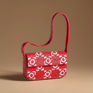 Sac à main perlé léger et contemporain avec broderie artistique, couleur et taille personnalisables pour Noël et les fêtes - Product Image 1