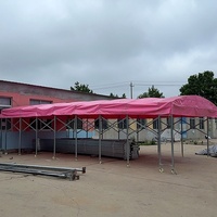 Tente de réception industrielle résistante aux UV avec structure en tuyaux galvanisés et couverture de toit en PVC pour la restauration