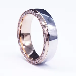 Neues Design billige Titan Gold benutzer definierte Edelstahl ringe