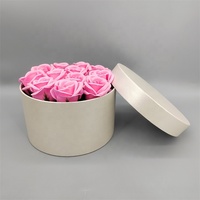 Boîtes cylindriques en papier recyclé rose beige avec couvercle, boîtes cadeaux rondes de haute qualité avec gaufrage floral