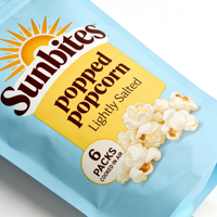 Sachet personnalisé bleu ciel mat refermable avec fermeture éclair et soufflet inférieur à encoche pour pop-corn et snacks, vente en gros