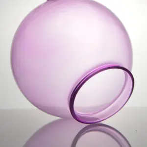 Disesuaikan tangan ditiup bulat dicat ungu Fused kaca bola dunia bentuk khusus sekrup lampu naungan untuk perlengkapan pencahayaan