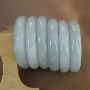 Gelang Giok Grosir Gaya Cina Batu Alam Hijau 54-64mm Gelang Giok Perhiasan untuk Wanita Pria Hadiah Terbaik - Product Image 5