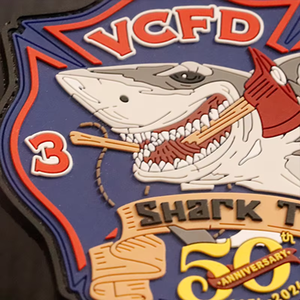 ป้ายผ้าทำจากซิลิโคนยางพีวีซี3D นุ่มสำหรับเสื้อผ้าและหมวกสั่งทำได้ตามต้องการ - Product Image 3