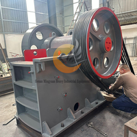 Concasseur à mâchoires PE1200x1500 de haute qualité contrôlé par PLC avec moteur AC et roulement pour le concassage de minerai d'or, efficacité accrue
