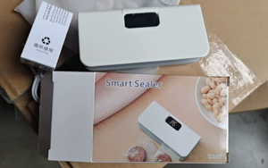 เครื่องซีลถุงแบบพกพา 2 in 1 พร้อมที่ตัด  แบบชาร์จไฟได้ สำหรับซีลอาหารขนาดเล็ก ใช้ในครัวสำหรับเก็บขนม - Product Image 6